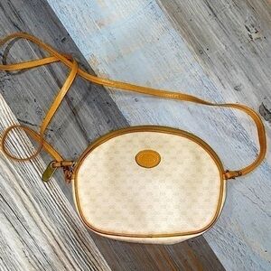Gucci vintage shoulder bag